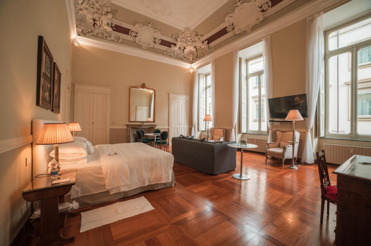 Royal Palace Hotel Turin Exterior photo