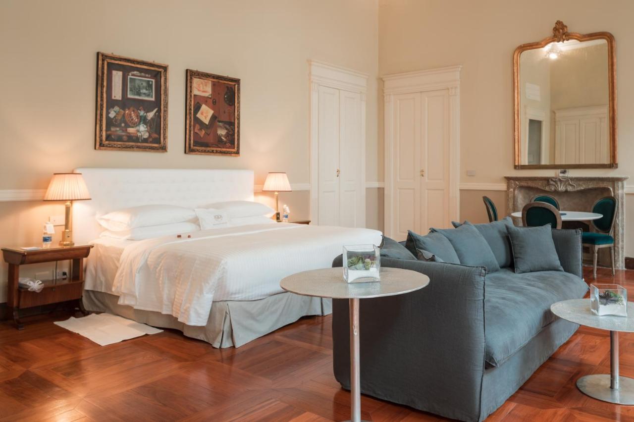 Royal Palace Hotel Turin Exterior photo